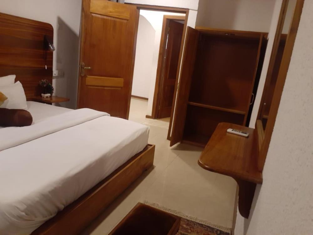 Hans Cottage Botel Cape Coast Exterior foto