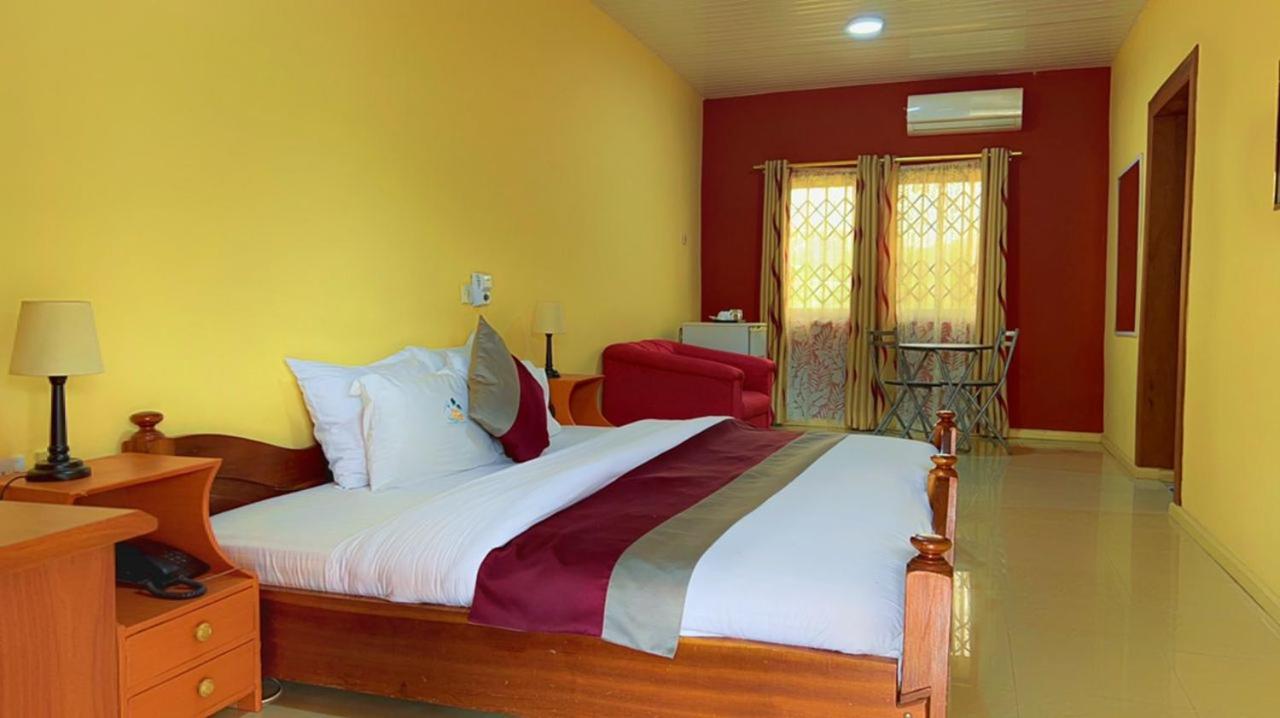 Hans Cottage Botel Cape Coast Exterior foto